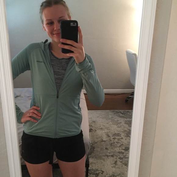 Sold! Columbia dri-fit zip up jacket - Picture 2 of 9